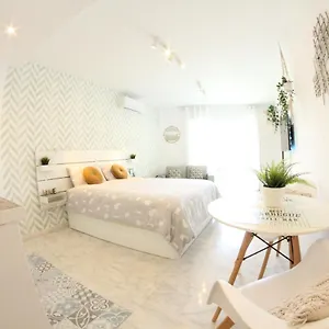 - New Central Studio Plata With Balcony Apartment